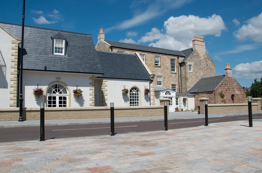 Dumfries Arms Hotel カムナック エクステリア 写真