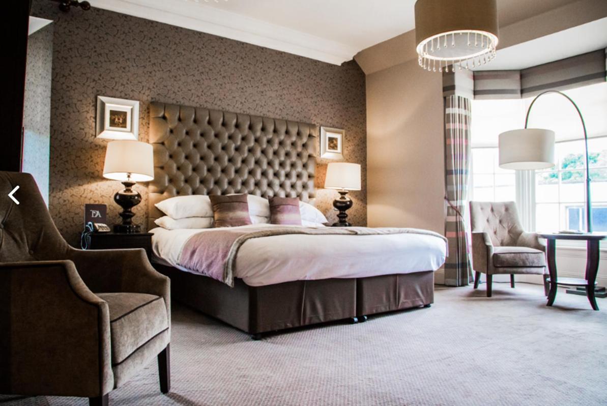 Dumfries Arms Hotel カムナック エクステリア 写真
